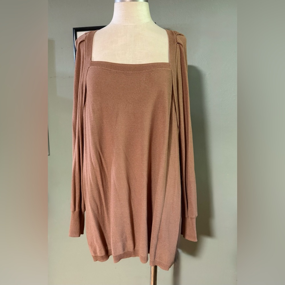 New Ryan Wylde Tan Knit Long Sweater - SZ 1X
